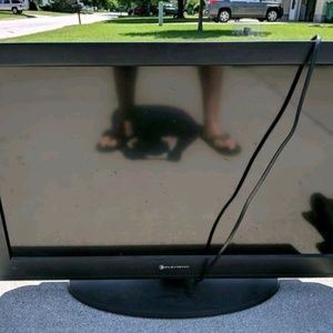 30" Flat screen TV